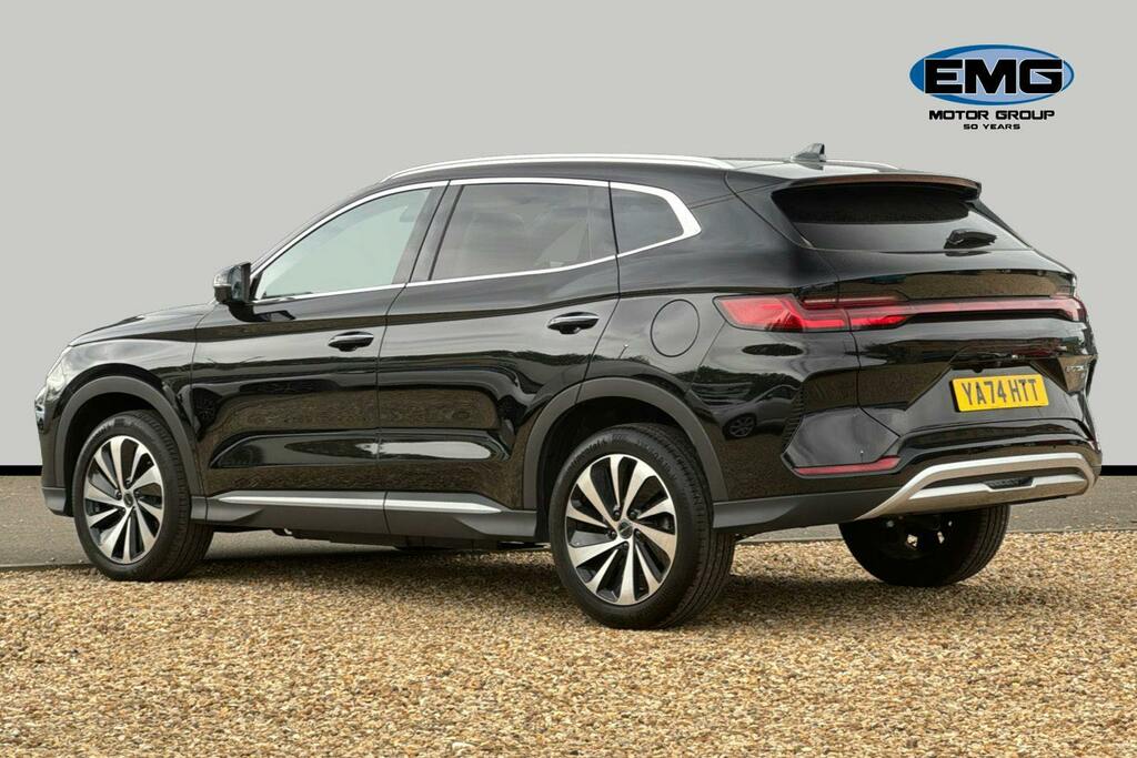 Byd Seal U 1.5 26.6Kwh Comfort Suv Plug In Hybrid Black #4