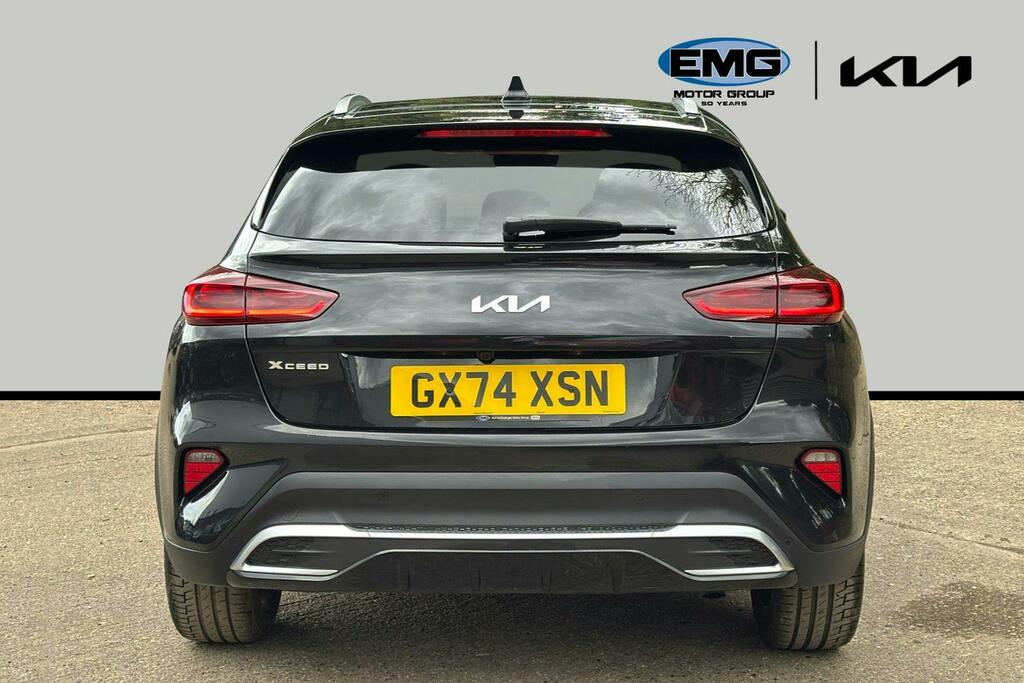 Kia Xceed 1.5 T Gdi 3 Suv Ss Black #5