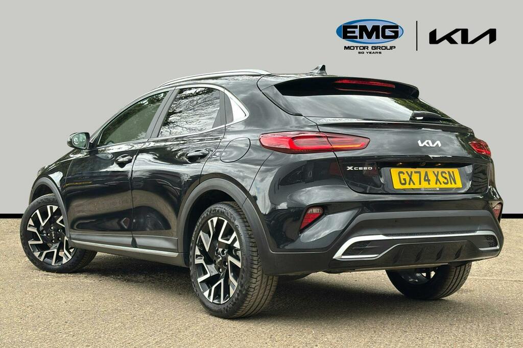 Kia Xceed 1.5 T Gdi 3 Suv Ss Black #4