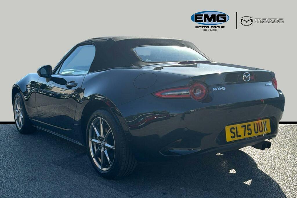 Mazda MX-5 1.5 Skyactiv G Exclusive Line Roadster Black #4