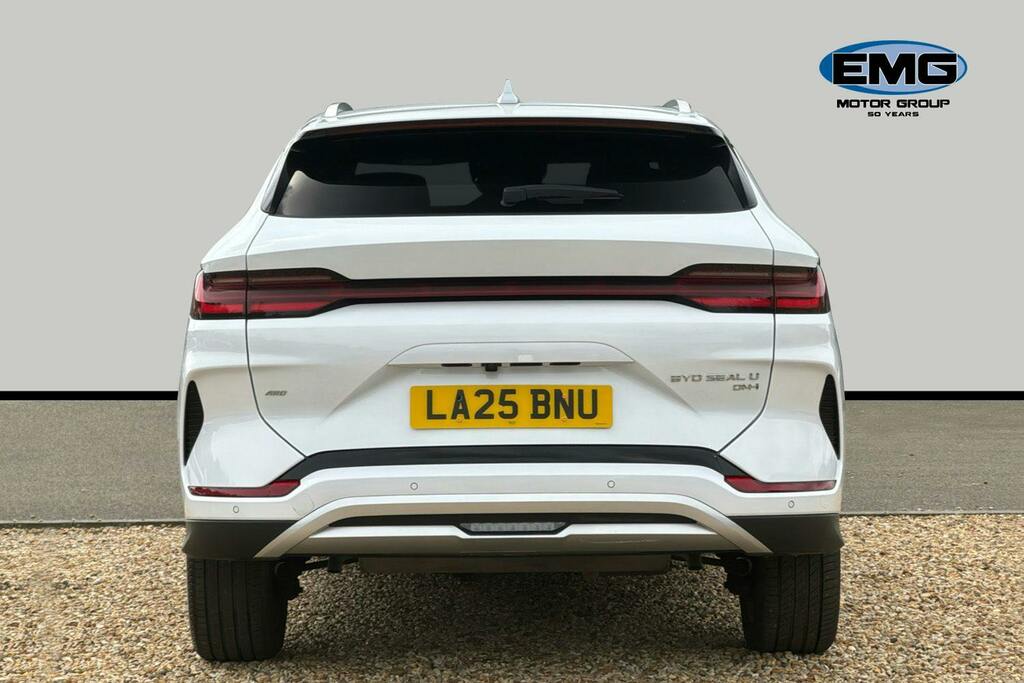 Byd Seal U 1.5 18.3Kwh Design Suv Plug In Hybrid C LA25BNU White #5