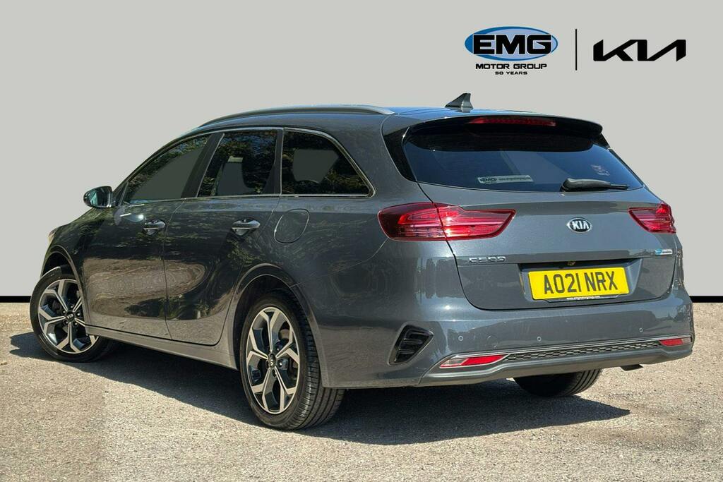 Kia Ceed 1.6 Crdi Mhev 3 Sportswagon Hybrid Manu Grey #4