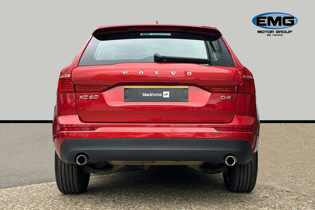 Volvo XC60 2.0 D4 Momentum Pro Suv Awd Ss Red #5