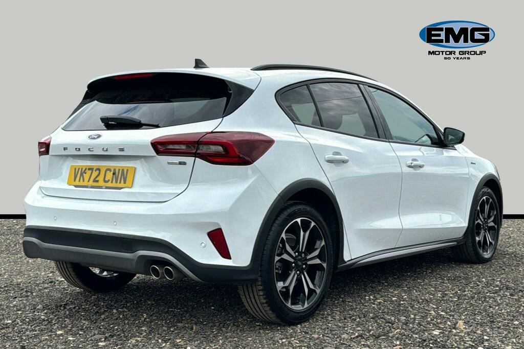 Ford Focus 1.0T Ecoboost Mhev Active Vignale Hatchback Pe White #6