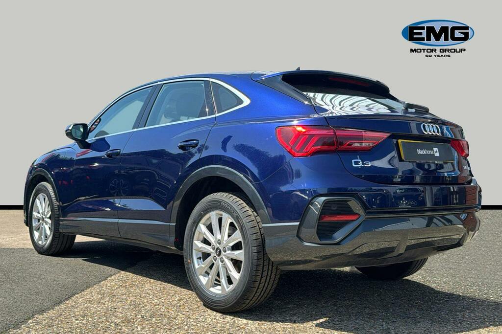 Audi Q3 1.5 Tfsi Cod 35 Sport Sportback S Troni AK22BKY Blue #4