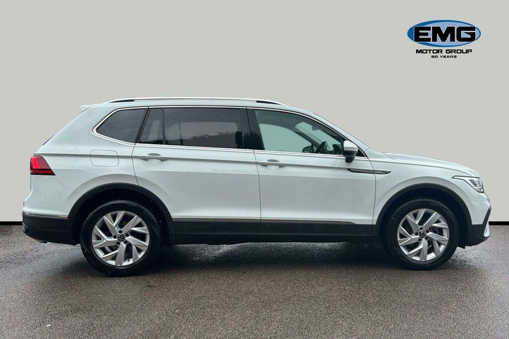 Volkswagen Tiguan Allspace 1.5 Tsi Life Suv Dsg Ss GK25KKH White #3