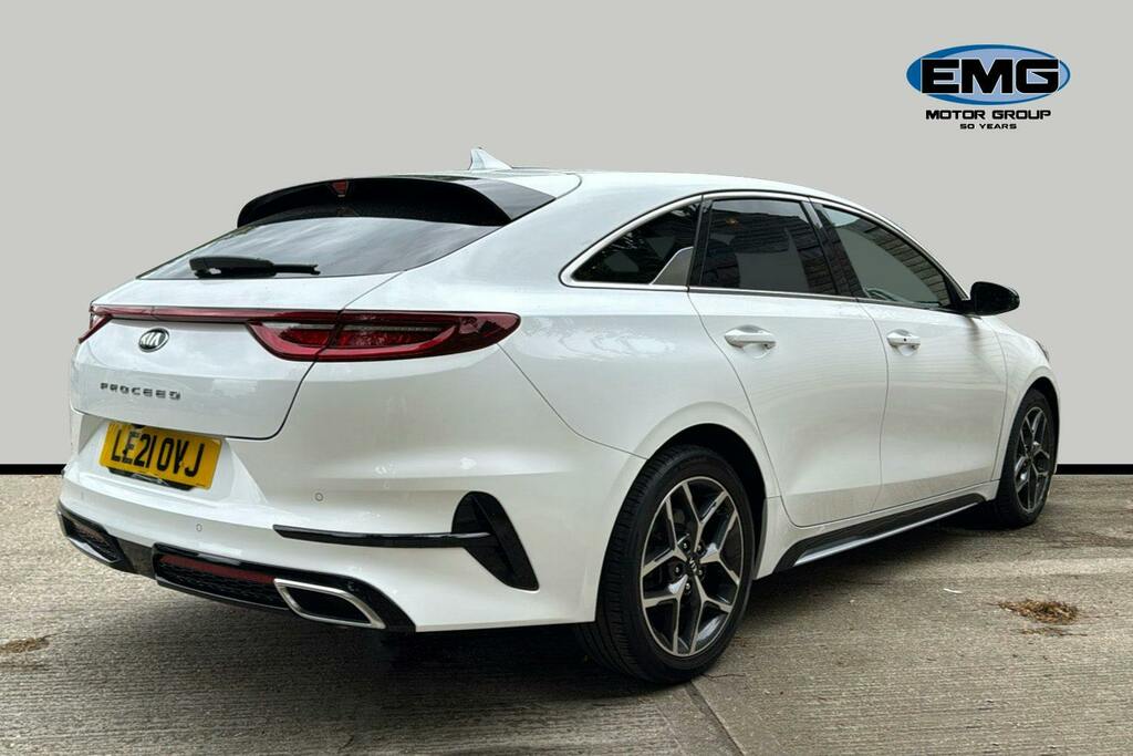 Kia Proceed 1.5 T Gdi Gt Line Shooting Brake LE21OVJ White #6