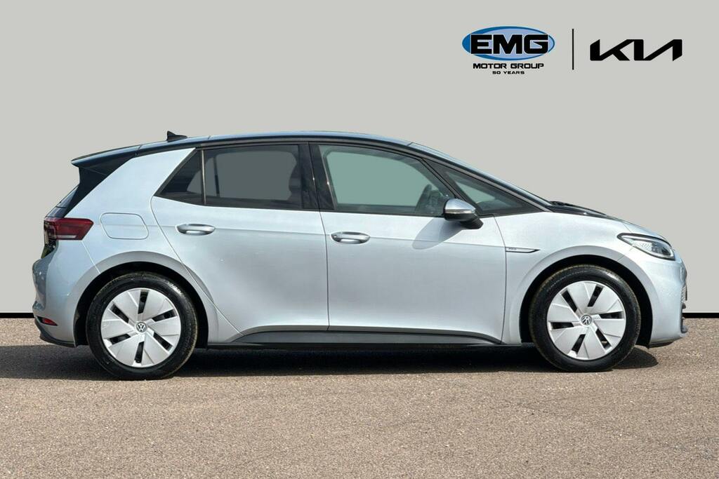 Volkswagen ID.3 Pro Performance 58Kwh Style Hatchback MW70YCD Silver #3