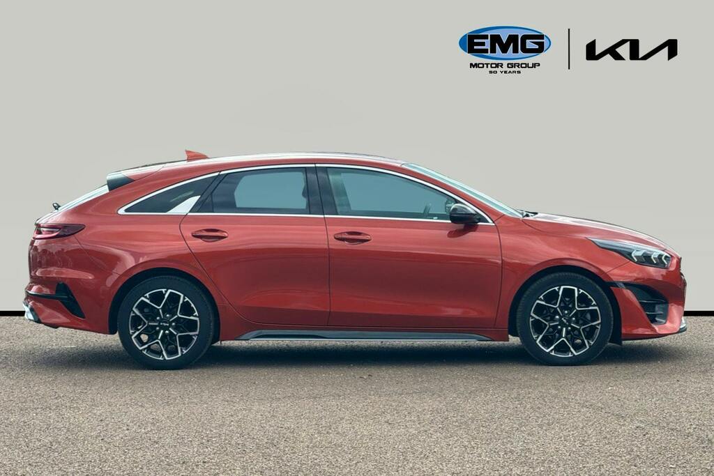 Kia Proceed 1.5 T Gdi Gt Line Shooting Brake Orange #3