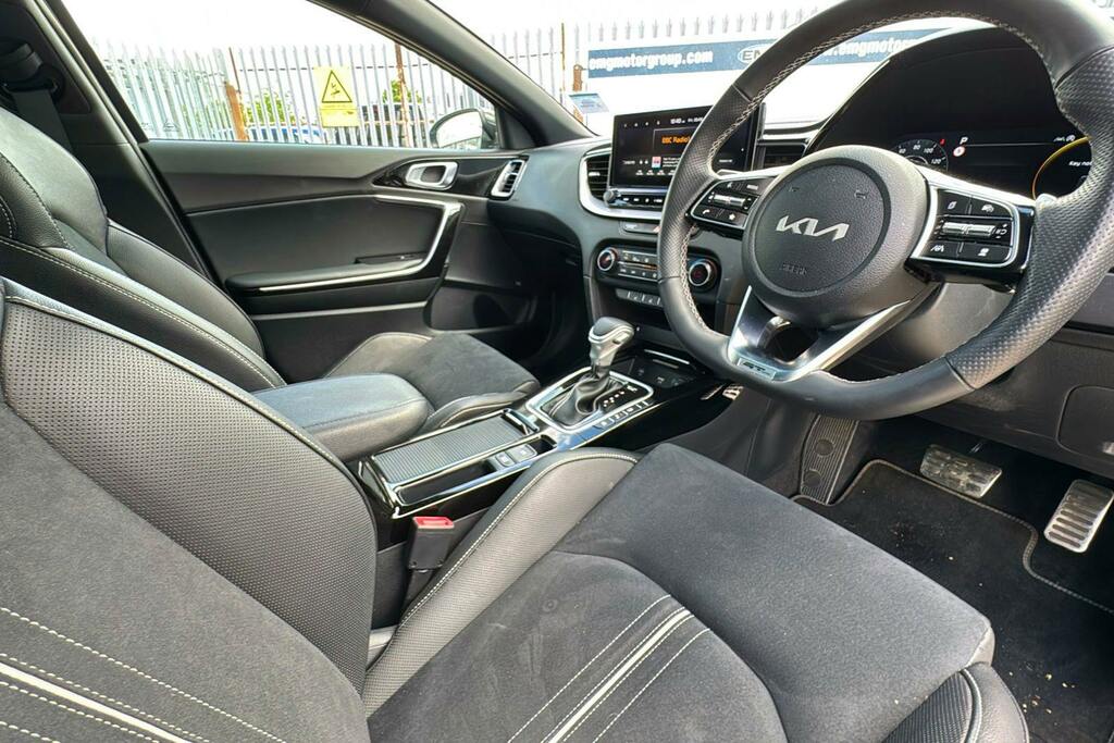 Kia Proceed 1.5 T-gdi Mt Gt-line Silver #9