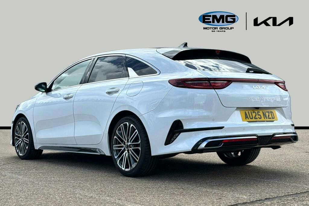 Kia Proceed 1.5 T Gdi Gt Line S Shooting Brake Dct White #4