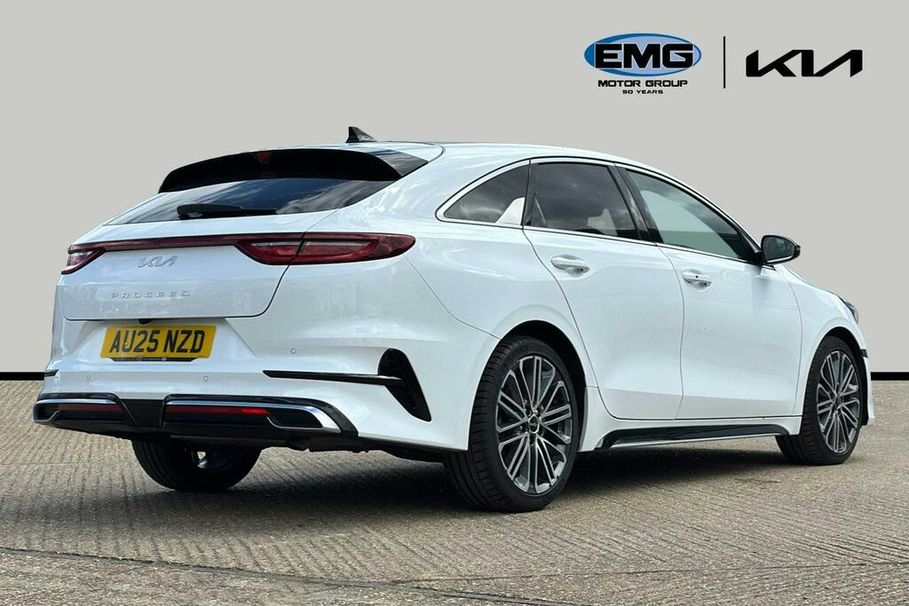 Kia Proceed 1.5 T Gdi Gt Line S Shooting Brake Dct White #6