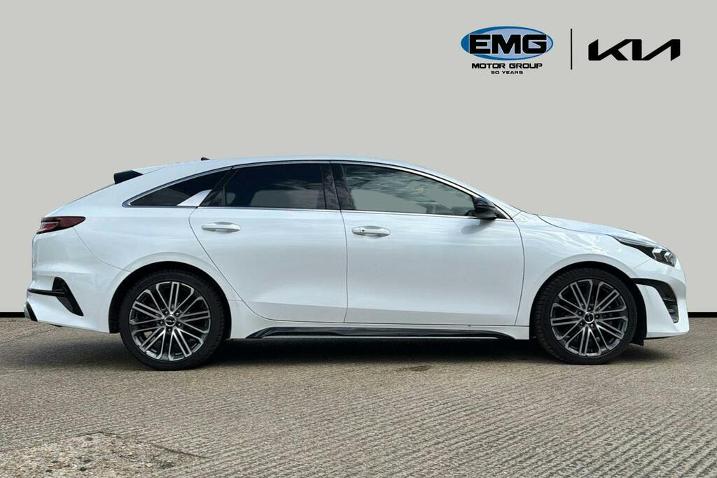 Kia Proceed 1.5 T Gdi Gt Line S Shooting Brake Dct White #3