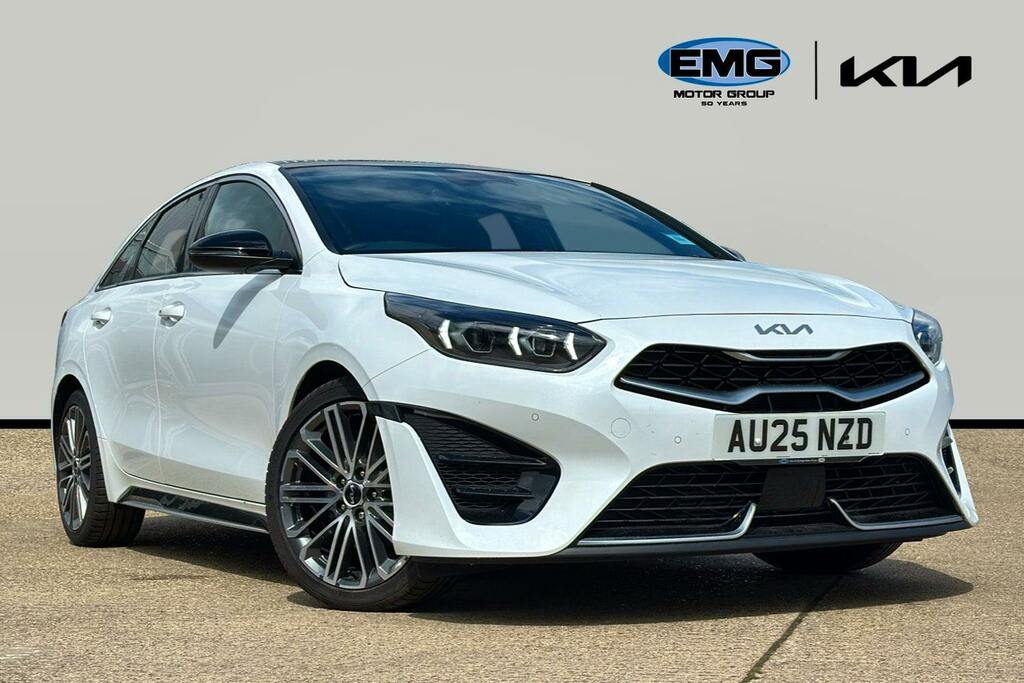 Kia Proceed 1.5 T Gdi Gt Line S Shooting Brake Dct White