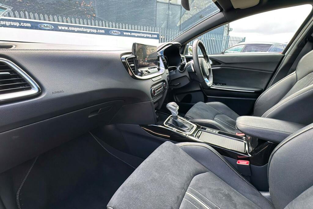 Kia Proceed 1.5 T-gdi Mt Gt-line Silver #10