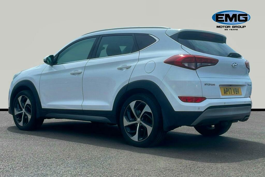 Hyundai Tucson 2.0 Crdi Blue Drive Premium Suv AP17VBV White #4