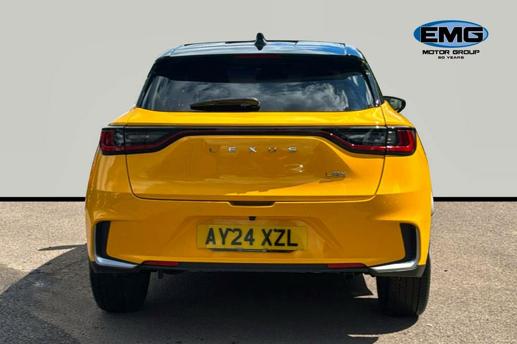 Lexus LBX 1.5 Vvt Ie Premium Plus Suv Hybrid E Cv AY24XZL Yellow #5