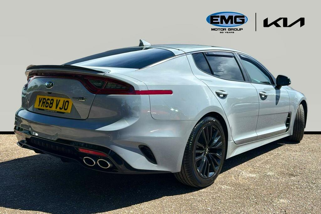 Kia Stinger White #6