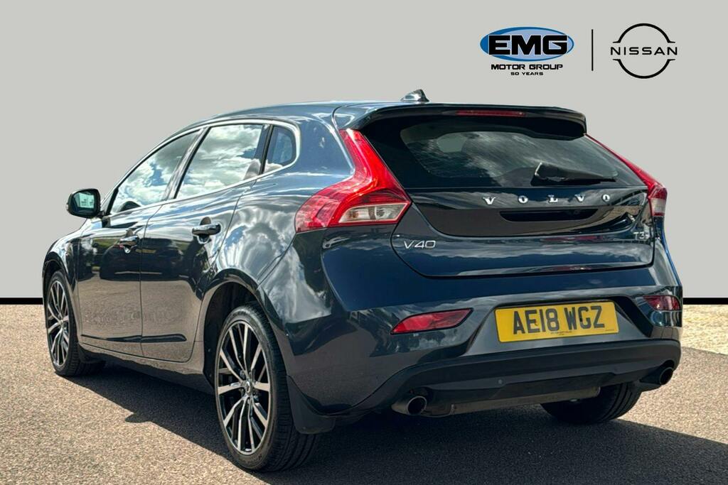 Volvo V40 1.5 T3 Inscription Hatchback Ss AE18WGZ Blue #4
