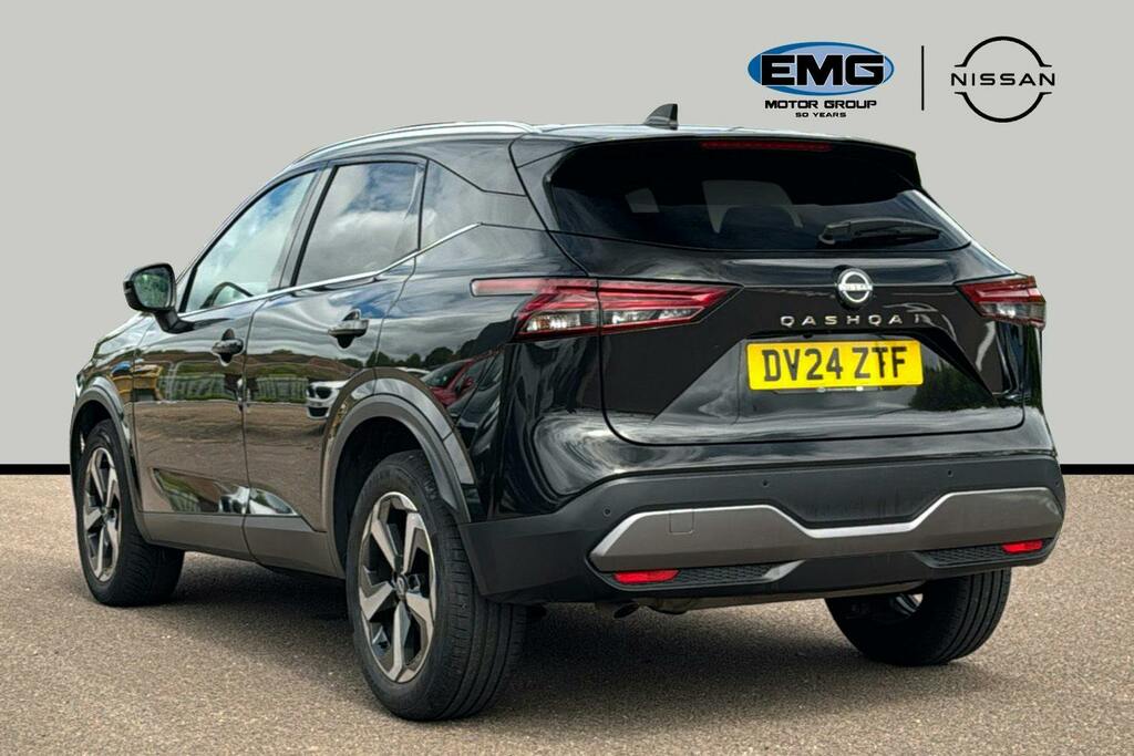 Nissan Qashqai 1.3 Dig T Mhev N Connecta Suv Hybrid Xt DV24ZTF Black #4