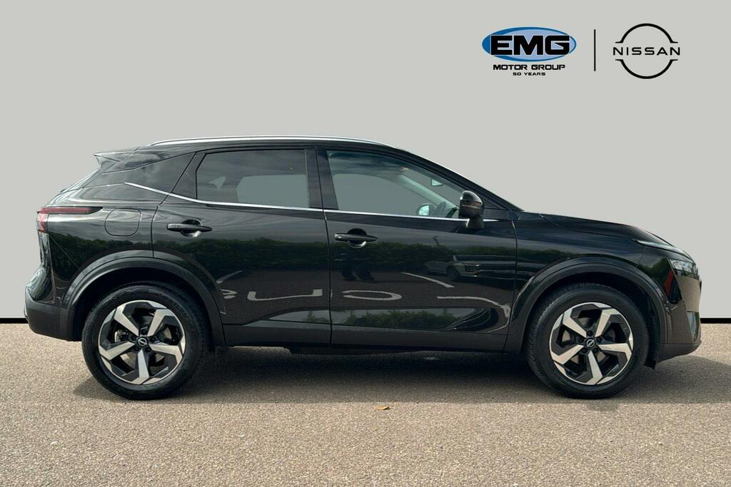 Nissan Qashqai 1.3 Dig T Mhev N Connecta Suv Hybrid Xt DV24ZTF Black #3