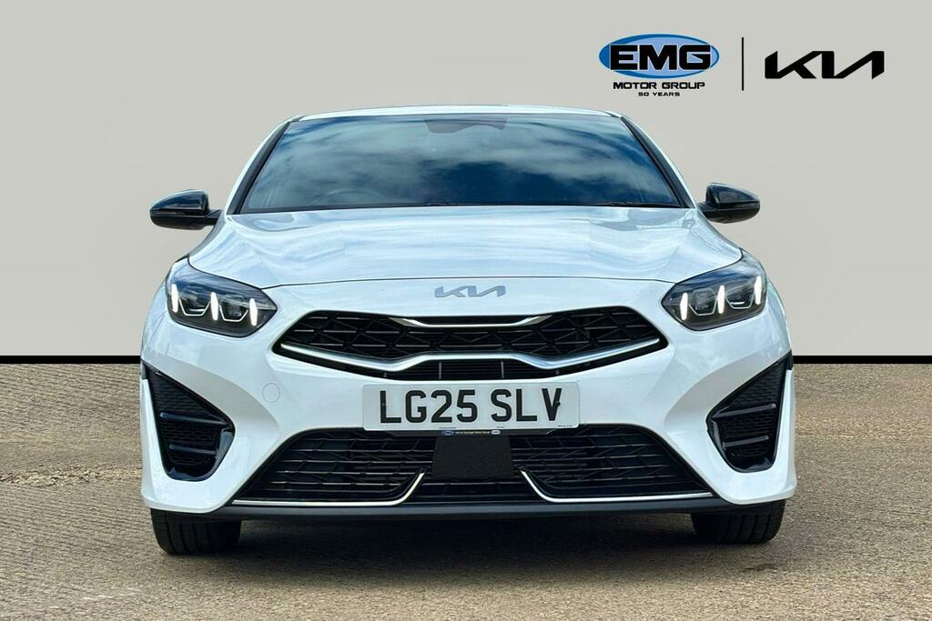 Kia Ceed 1.5 T Gdi Gt Line Hatchback Dct Ss LG25SLV White #2