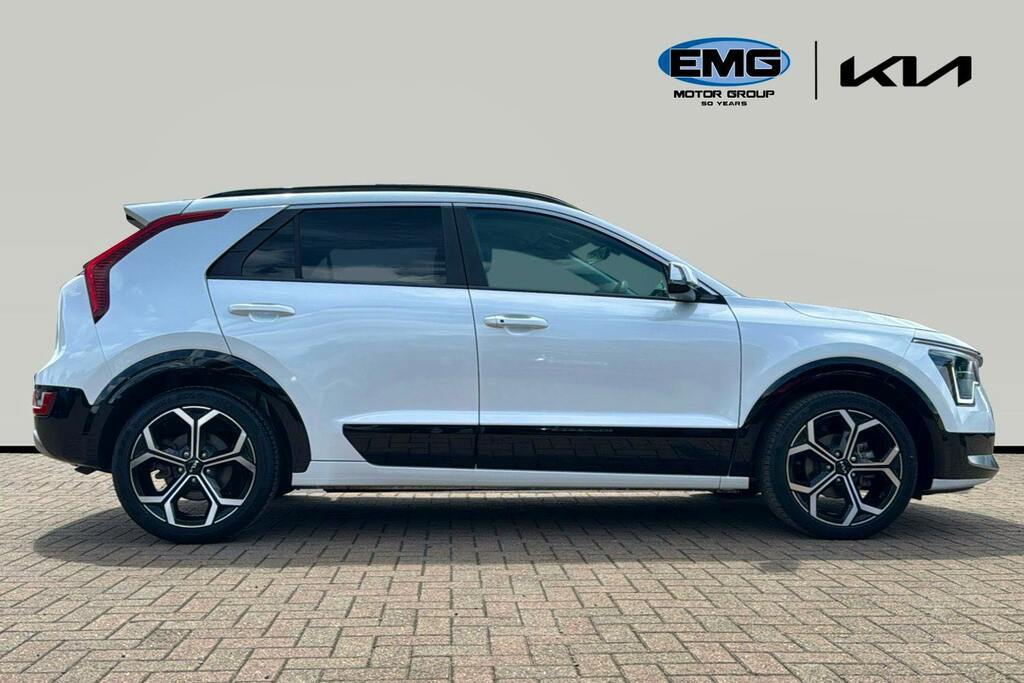 Kia Niro 1.6 Gdi 11.1Kwh 3 Suv Plug In Hybrid Dc NL24VNF White #3