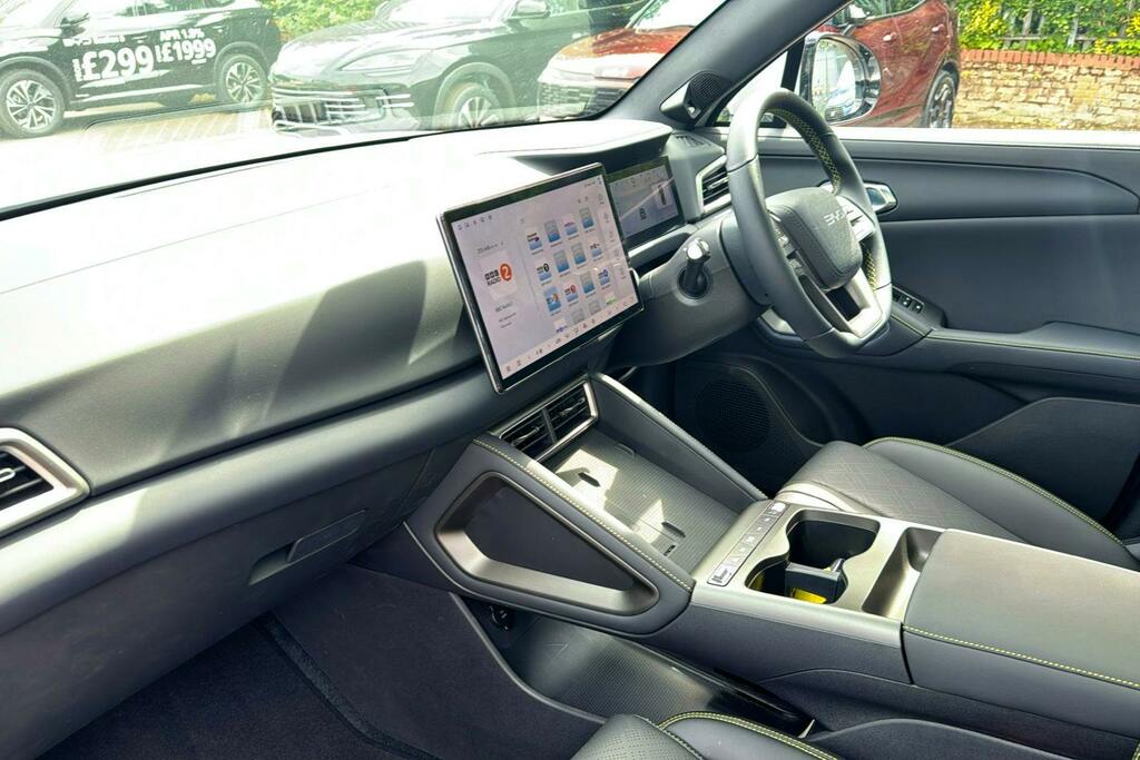 Byd Atto 2 51.1Kwh Boost Suv Green #10
