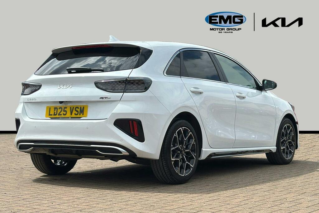 Kia Ceed 1.5 T Gdi Gt Line Hatchback S LD25VSM White #6