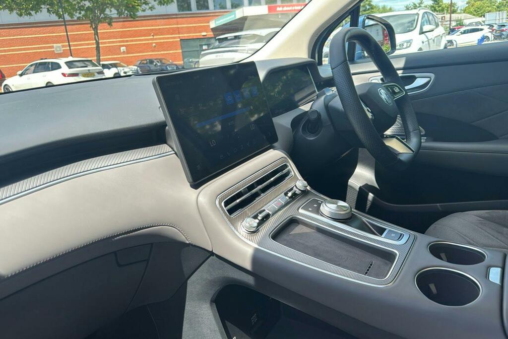 MG  64Kwh Trophy Long Range Black #10