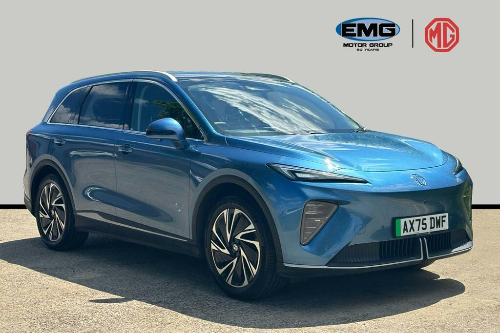MG  64Kwh Trophy Long Range Black #1