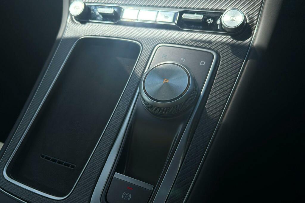 MG  64Kwh Trophy Long Range Black #12