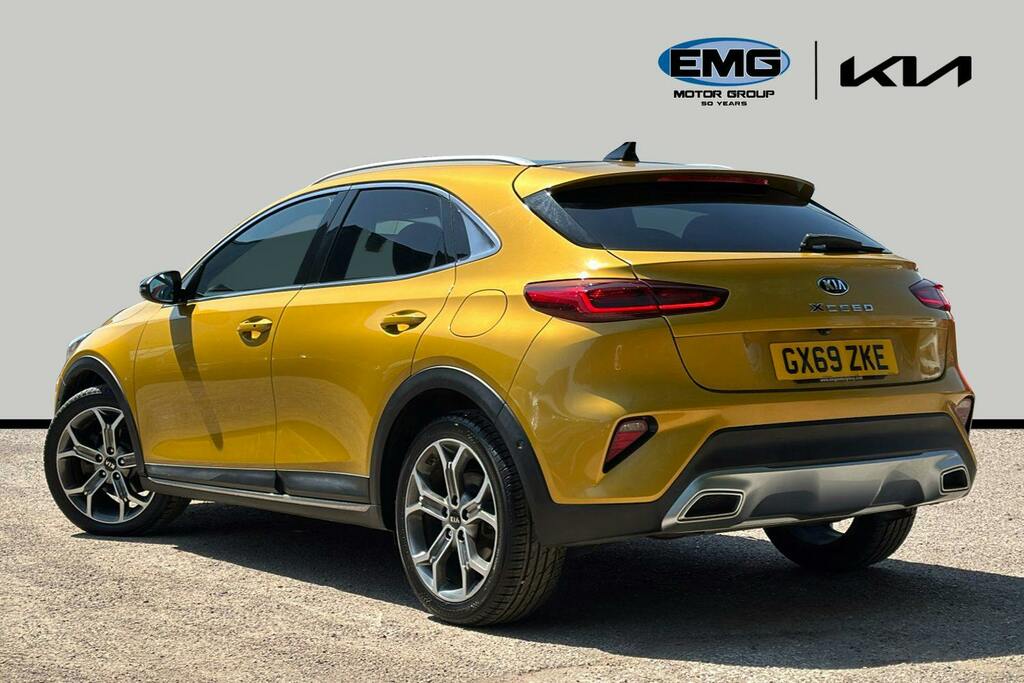 Kia Xceed 1.4 T Gdi First Edition Suv Dct Ss Yellow #4