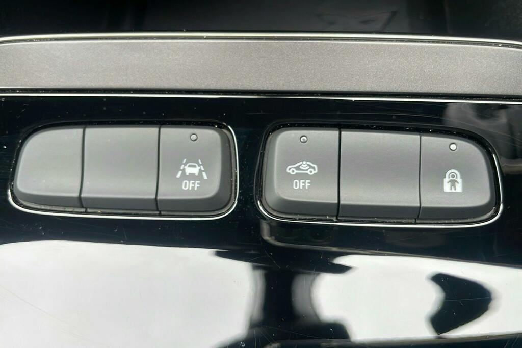 Vauxhall Mokka-e 100Kw Ultimate 50Kwh Black #24