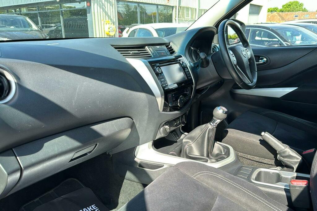 Nissan Navara 2017 2.3 Dci Tekna 4X4 Shr Dcb 190 Bhp Blue #10
