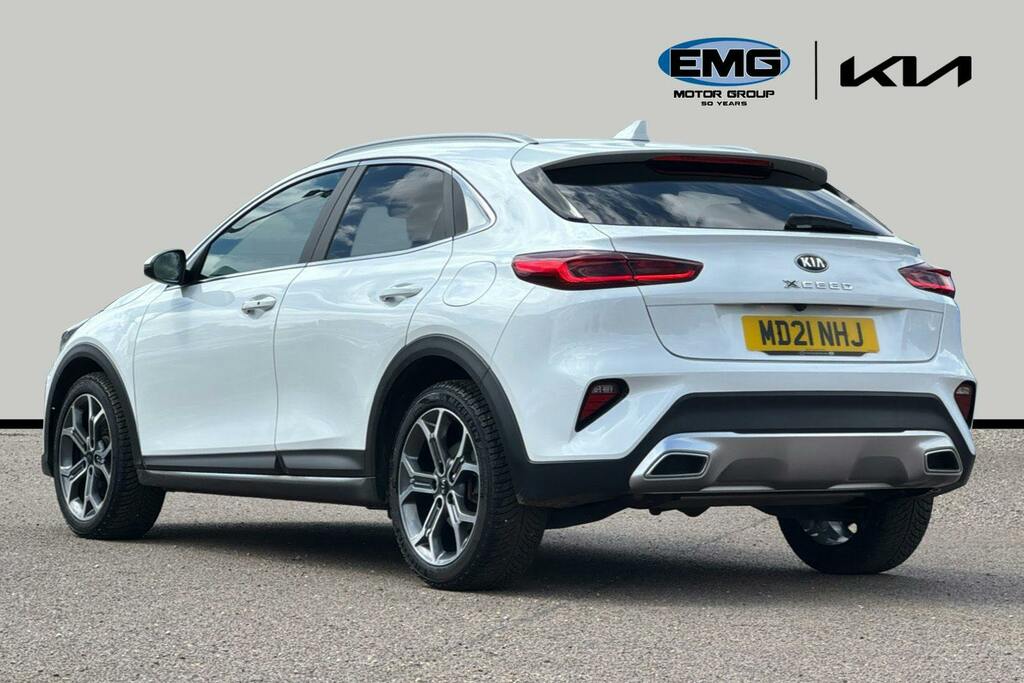 Kia Xceed 1.5 T Gdi 3 Suv Dct Ss MD21NHJ White #4