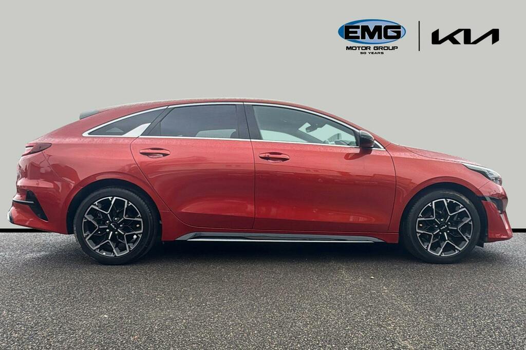 Kia Proceed 1.5 T Gdi Gt Line Shooting Brake Orange #3