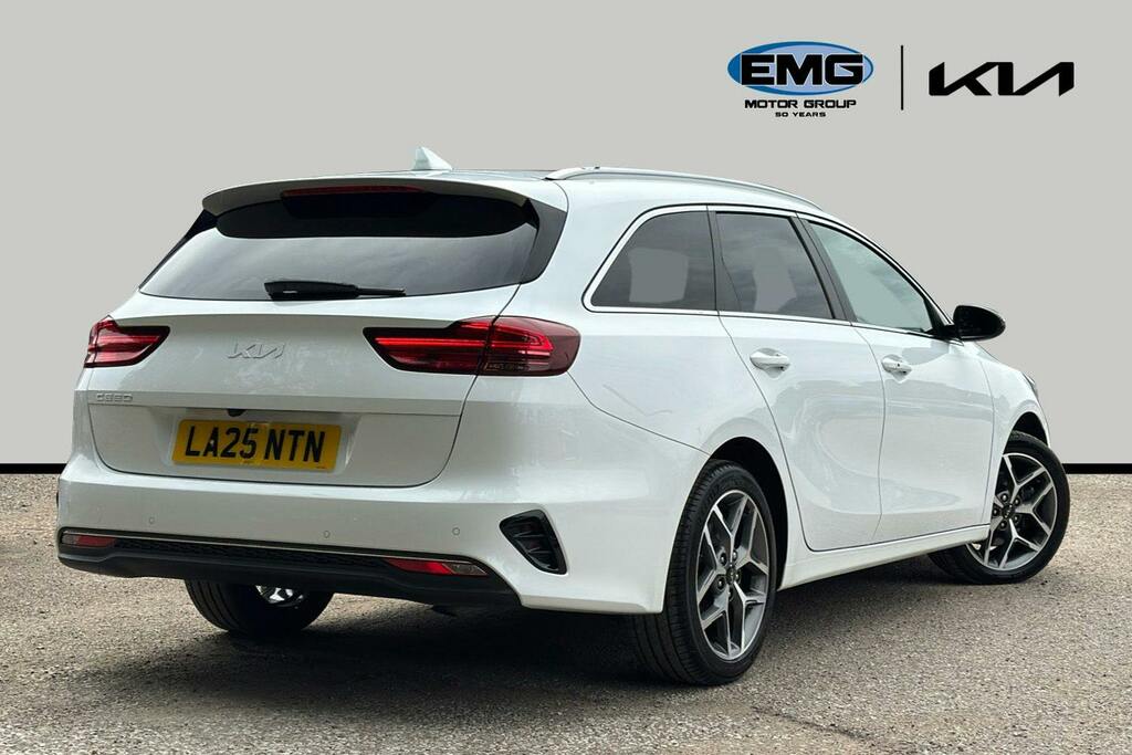 Kia Ceed 1.5 T Gdi 3 Sportswagon Dct Ss White #6