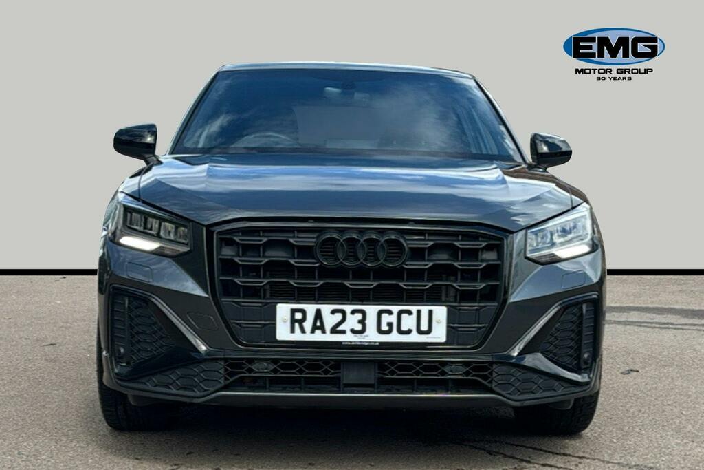 Audi Q2 1.5 Tfsi Cod 35 Black Edition Suv S Tro RA23GCU Grey #2