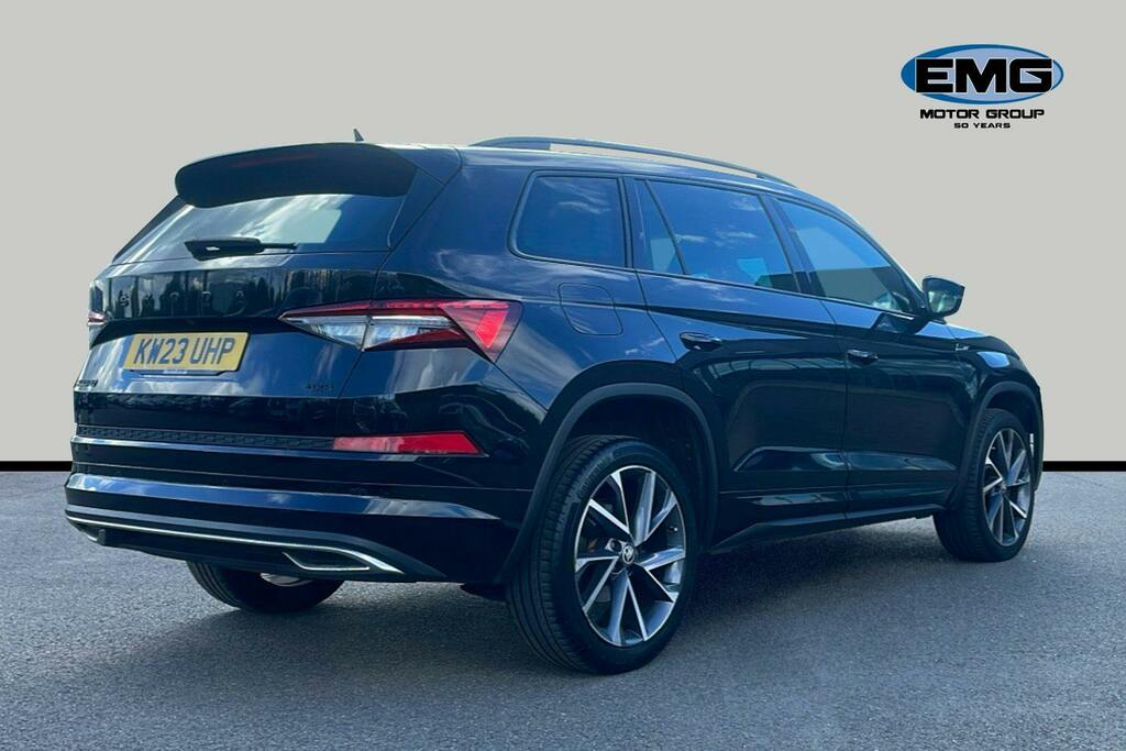 Skoda Kodiaq 2.0 Tdi Sportline Suv Dsg 4Wd Ss 7 Black #5