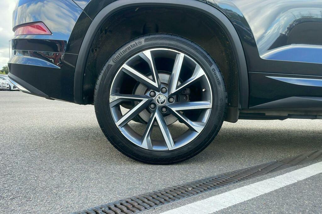 Skoda Kodiaq 2.0 Tdi Sportline Suv Dsg 4Wd Ss 7 Black #6