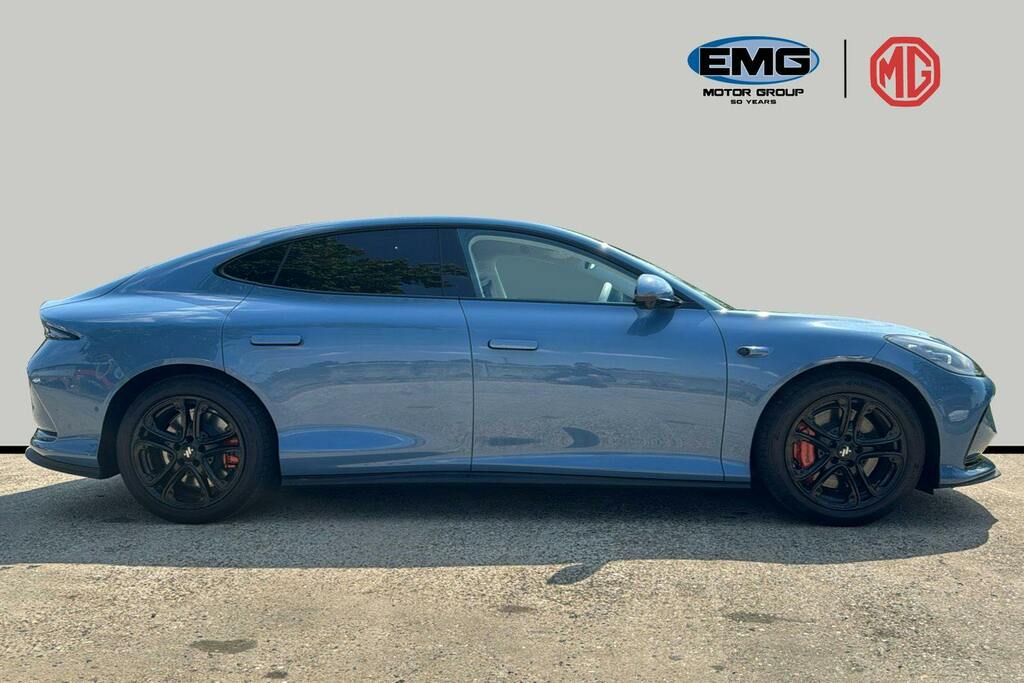 MG IM5 100Kwh Long Range Saloon Blue #3