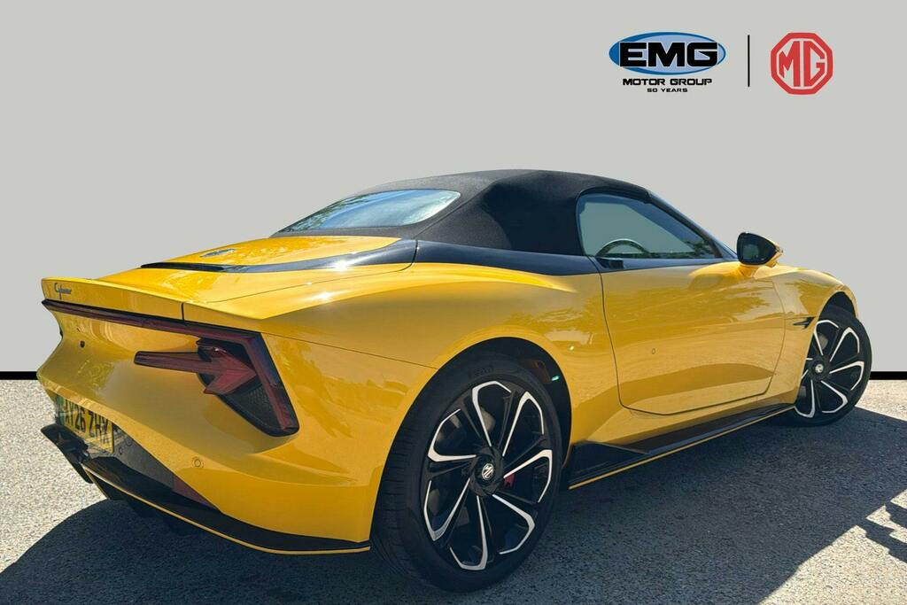 MG Cyberster Dual Motor 77Kwh Gt Convertible Yellow #6