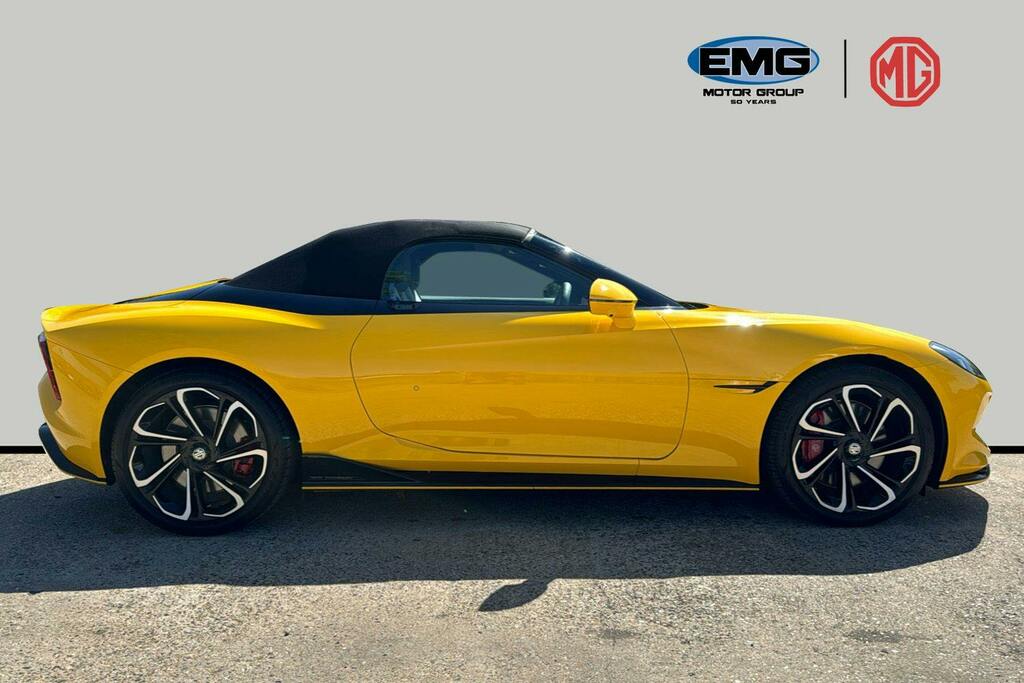 MG Cyberster Dual Motor 77Kwh Gt Convertible Yellow #3