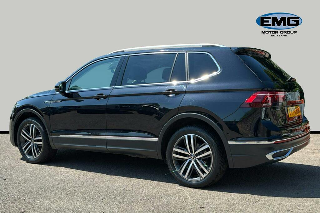 Volkswagen Tiguan Allspace 1.5 Tsi Elegance Suv Dsg Ss CY74BXM Black #4