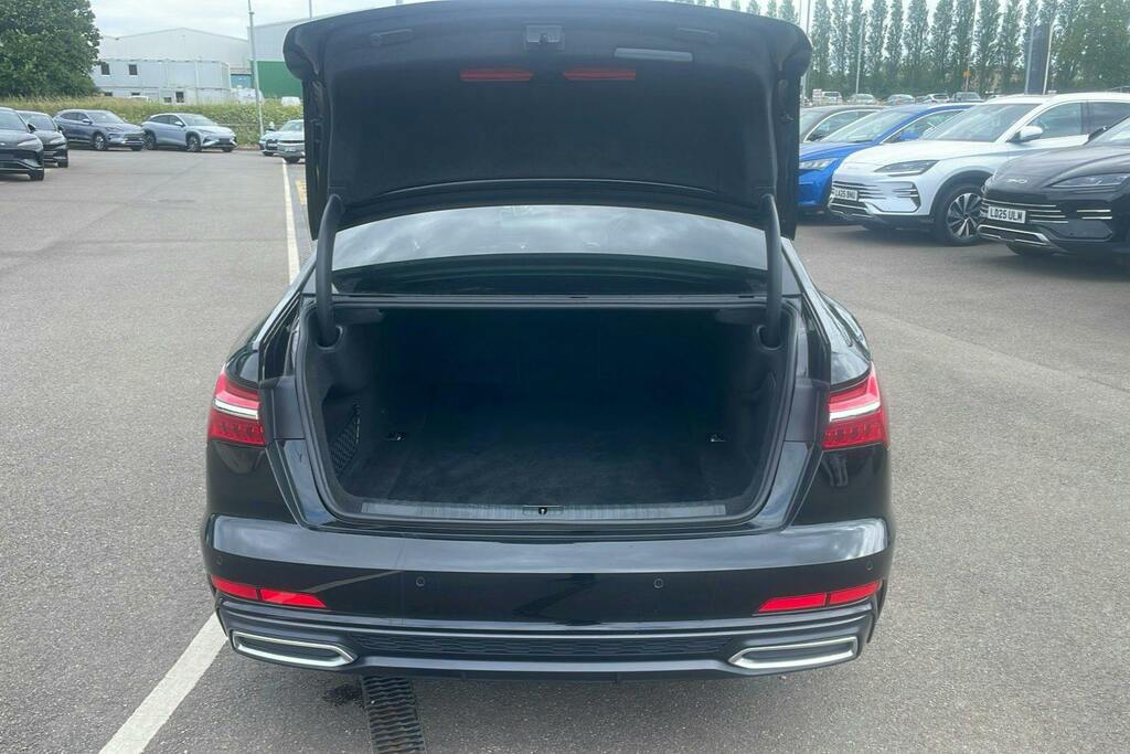 Audi A6 Saloon Sport Black #18