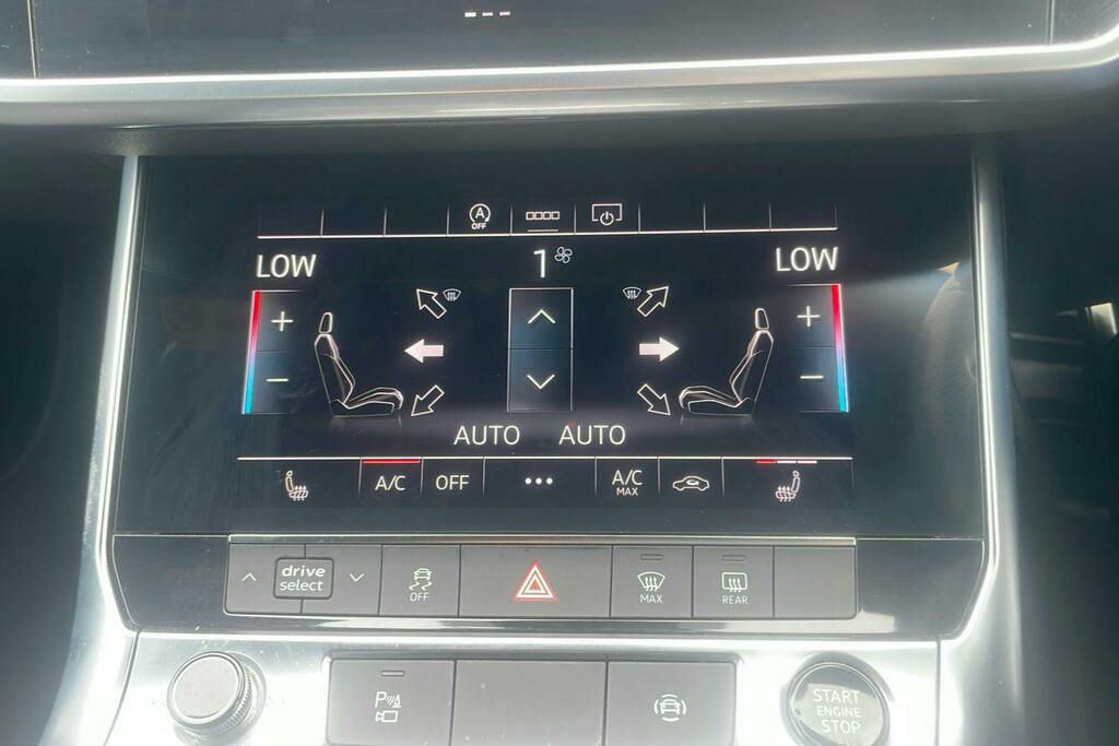 Audi A6 Saloon Sport Black #15