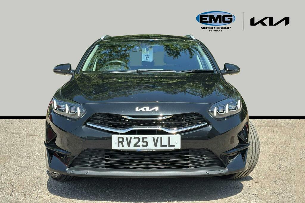 Kia Ceed 1.5 T Gdi 3 Sportswagon Ss RV25VLL Black #2