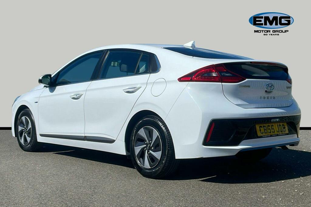 Hyundai Ioniq 1.6 H Gdi Gpf Premium Se Hatchback Hybr White #4