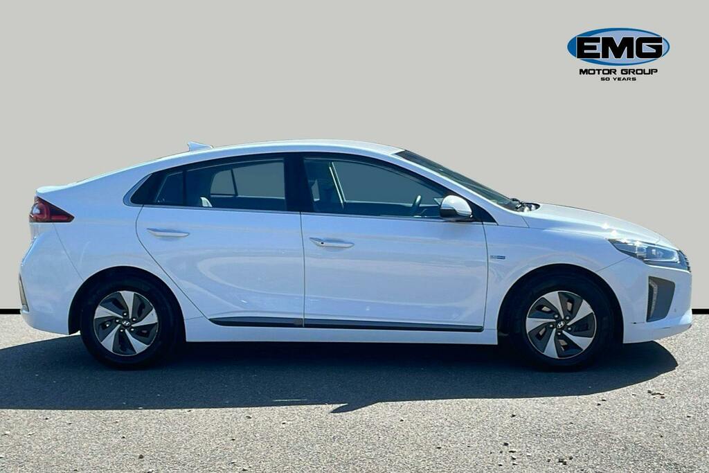 Hyundai Ioniq 1.6 H Gdi Gpf Premium Se Hatchback Hybr White #3